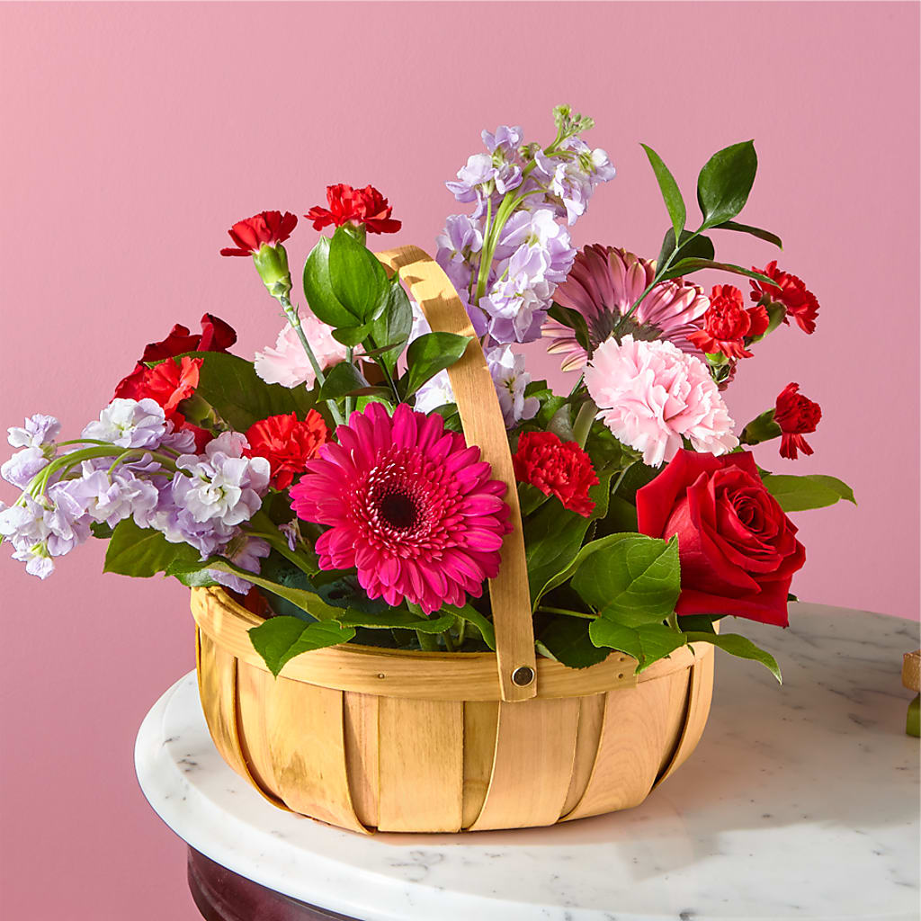 Pink Picnic Basket – Greater Oklahoma City Flower Shop, Oklahoma City OK