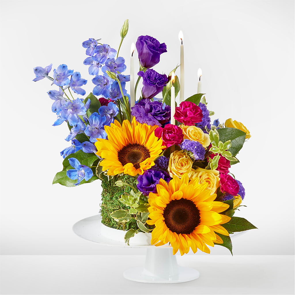 Star of the Day Floral Cake – Greater Oklahoma City Flower Shop, Oklahoma City OK