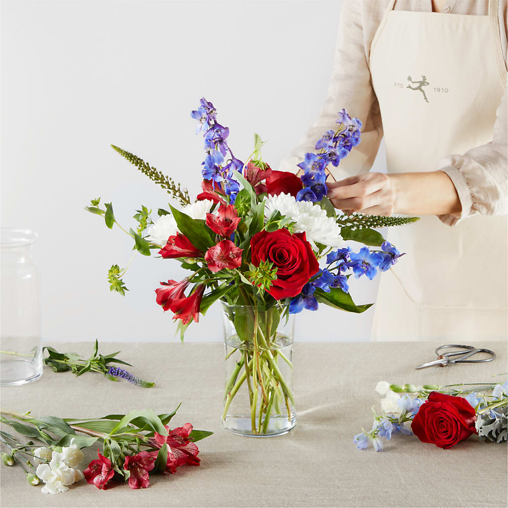 Star Spangled - A Florist Original –  Greater Oklahoma City Flower Shop, Oklahoma City OK