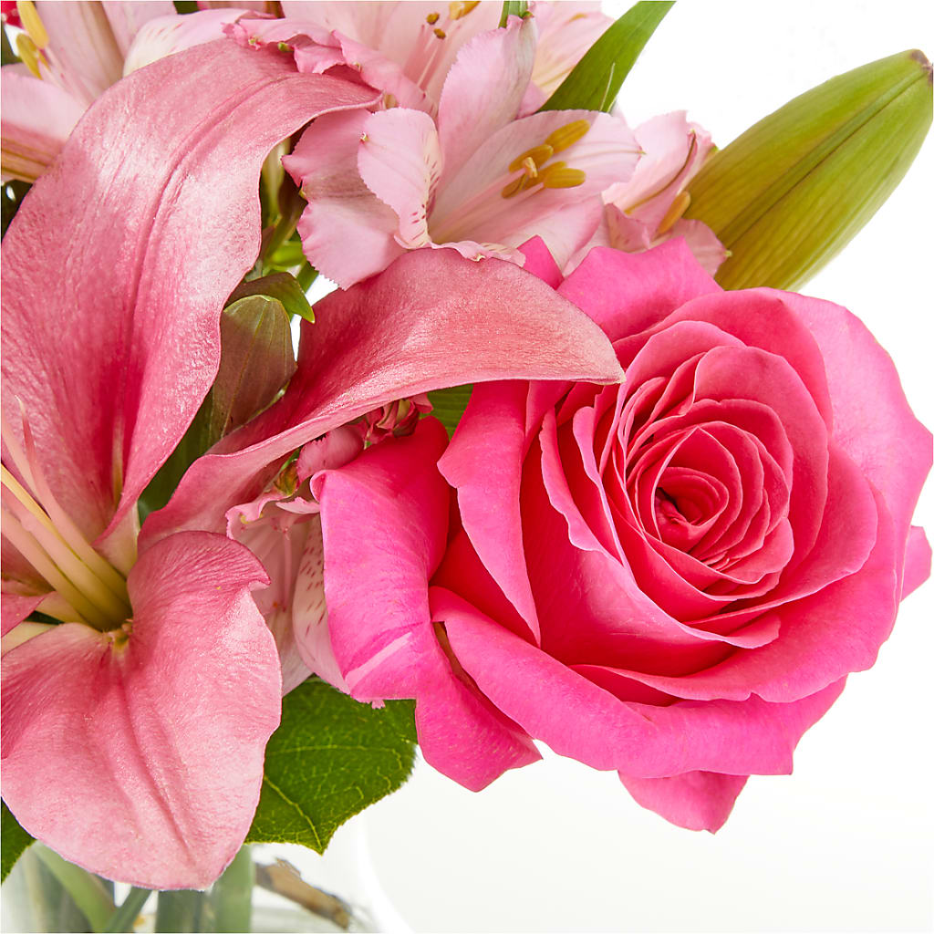 Lots of Love Bouquet –  Greater Oklahoma City Flower Shop, Oklahoma City OK